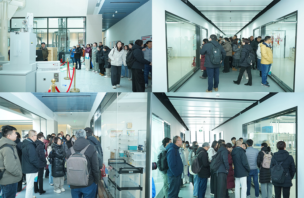 实验室参观.jpg